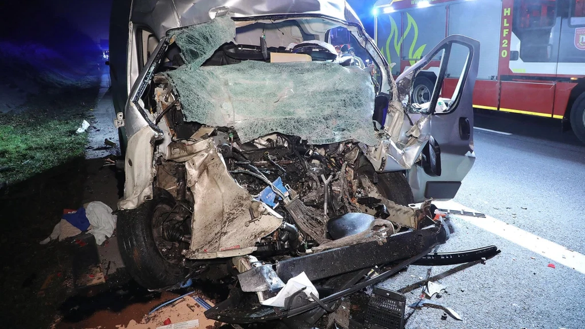 Un microbuz cu români, implicat într-un accident mortal pe autostrada A4 din Germania