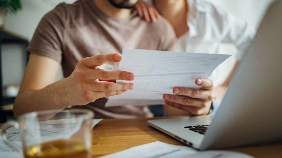 Documentul pe care trebuie să îl primească locatarii de la Asociația de Proprietari! Ce se întâmplă dacă administratorul refuză!