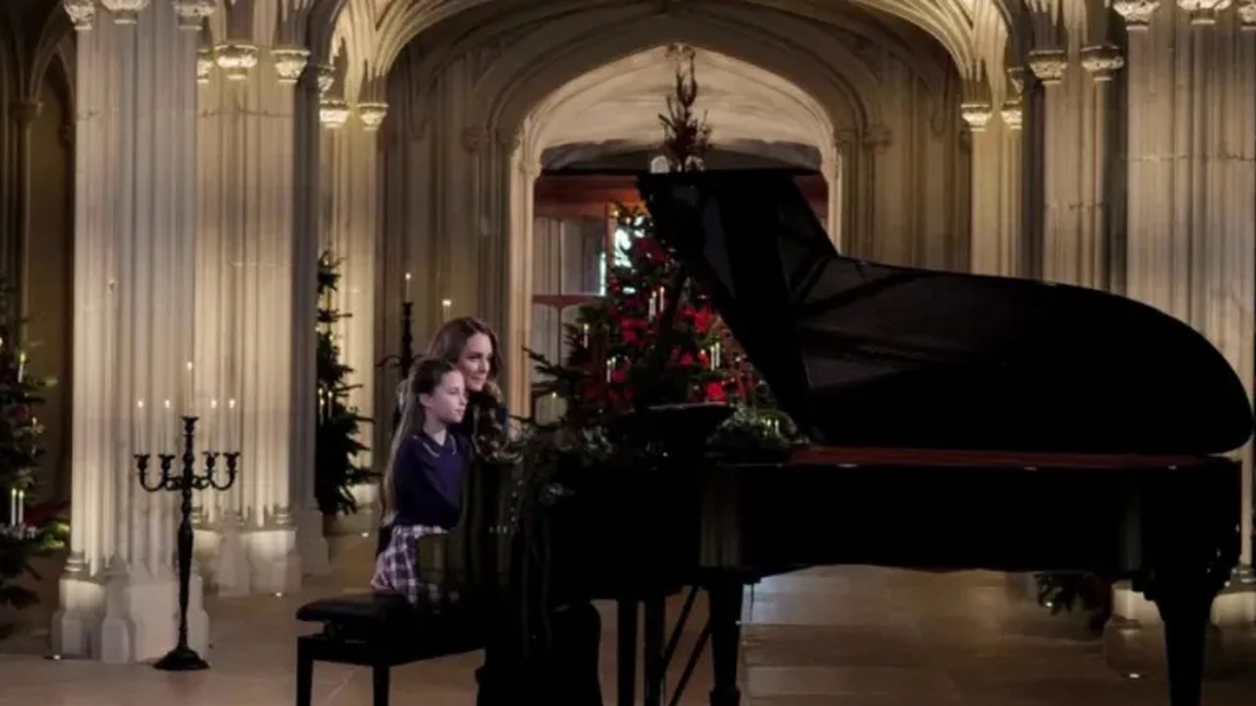 Moment istoric la Palatul Windsor: Prințesa Kate și micuța Charlotte au emoționat o lume întreagă cu un duet surpriză la pian
