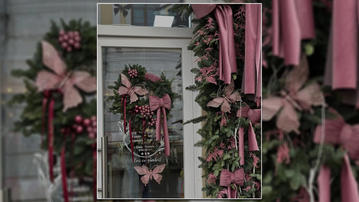 Fundele din catifea – vedetele acestui sezon. Sunt pe brazii de Crăciun, pe coronițe și alte decorațiuni. „Clienții nu se uită la preț”
