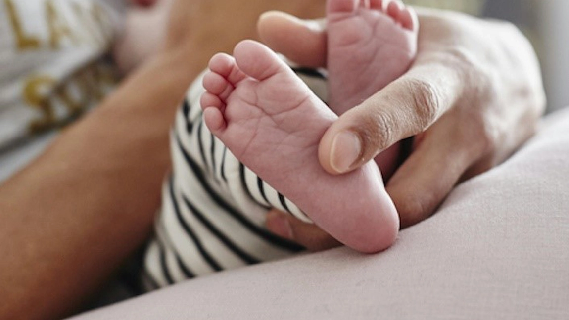 Noi detalii cutremurătoare ies la iveală în cazul bebelușului român care a murit în Italia. Ultimele informații arată că micuțul ar fi înghițit cocaină