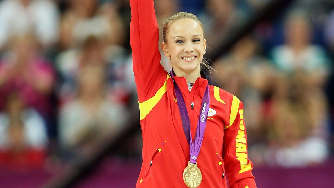 Renta viageră pe care Sandra Izbașa o primește lunar de la statul român. Câți bani îi intră în cont concurentei de la Power Couple