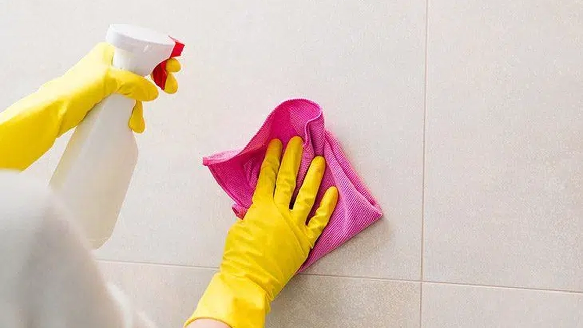 Soluție de curățat faianța din bucătărie. Iată cum să îndepărtezi grăsimea și murdăria prin metode simple