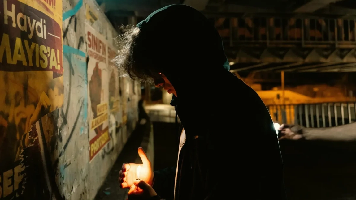 Cum ajung copiii și adolescenții la acte de violență extremă! Factorii declanșatori și semnele văzute prea târziu