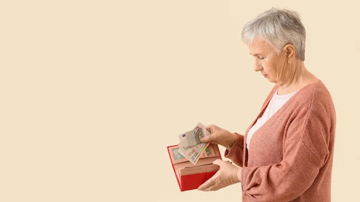 Bănci care acordă credite pensionarilor. Iată care sunt condițiile pentru o astfel de finanțare!