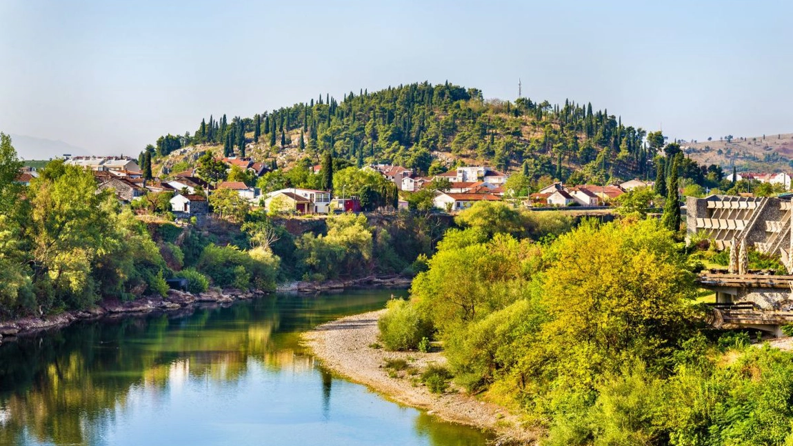 Care este capitala țării Muntenegru? Iată cât de deosebită este și ce poți vedea în acest loc