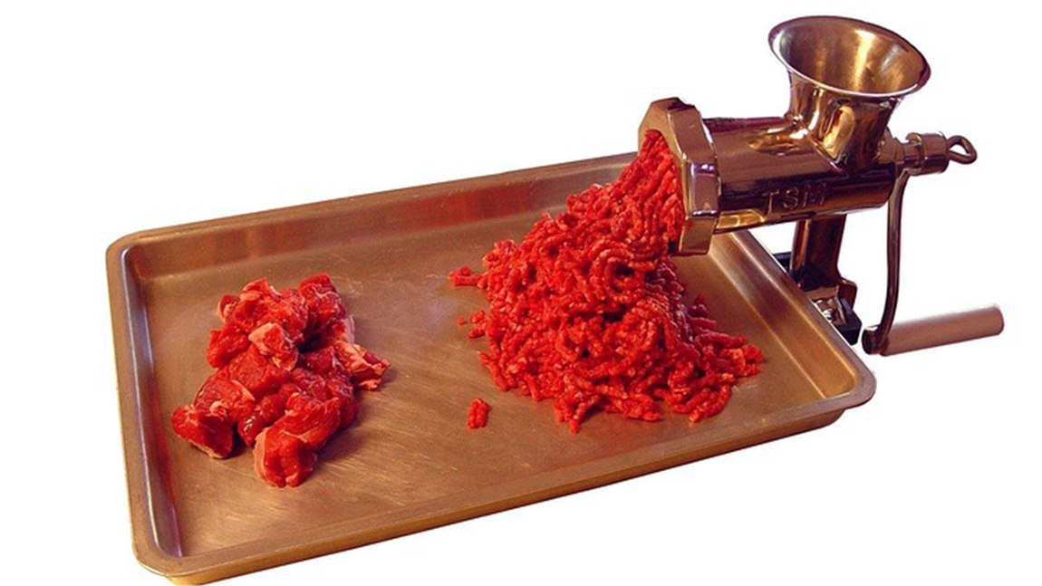 5 motive surprinzătoare pentru care merită să ai propria mașină de tocat carne acasă