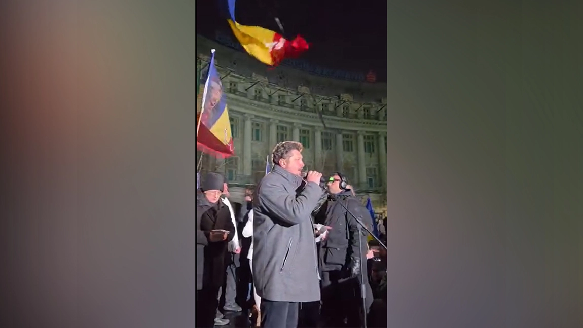 Protest cu mesaj simbolic de Ziua Culturii Naționale! Europarlamentarul Claudiu Târziu contestă dur Legea Vexler