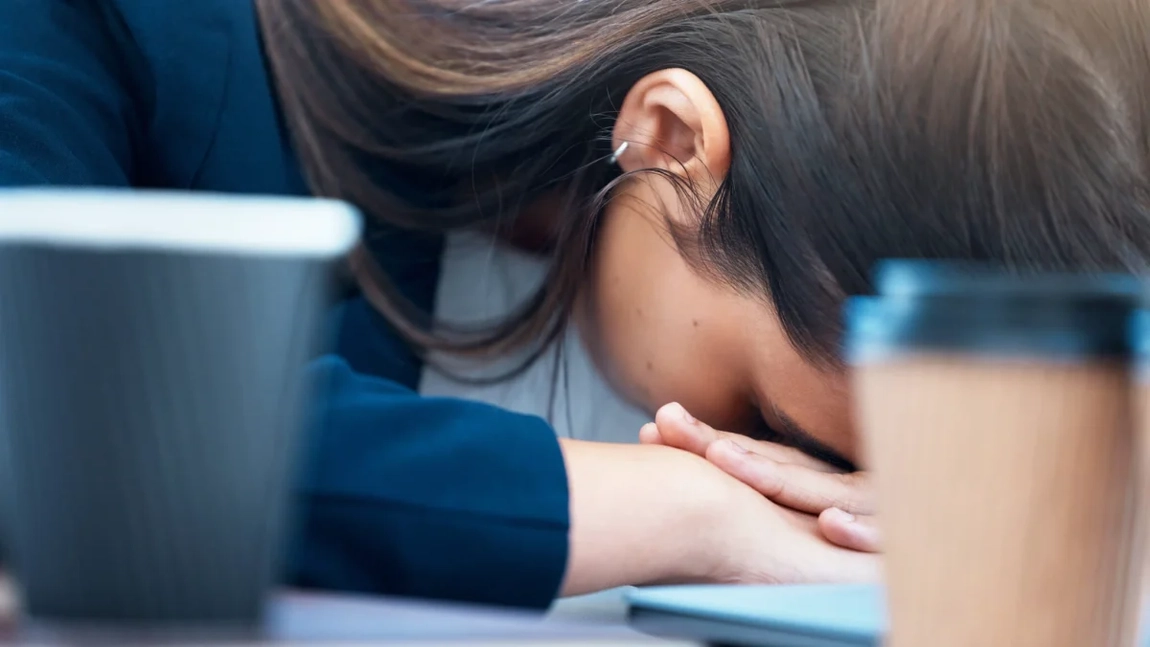 Un nou tip de concediu în România, fără acte medicale! Zilele se acordă celor care suferă de epuizare profesională