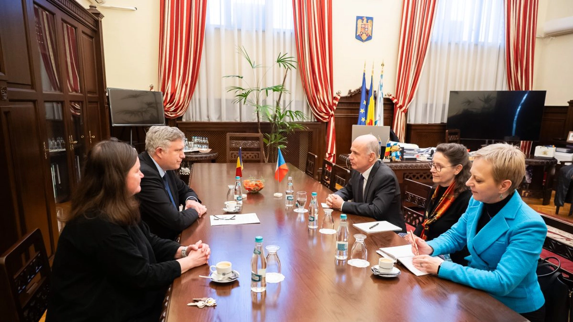 Ambasadorul Republicii Cehe, în vizită oficială la UAIC