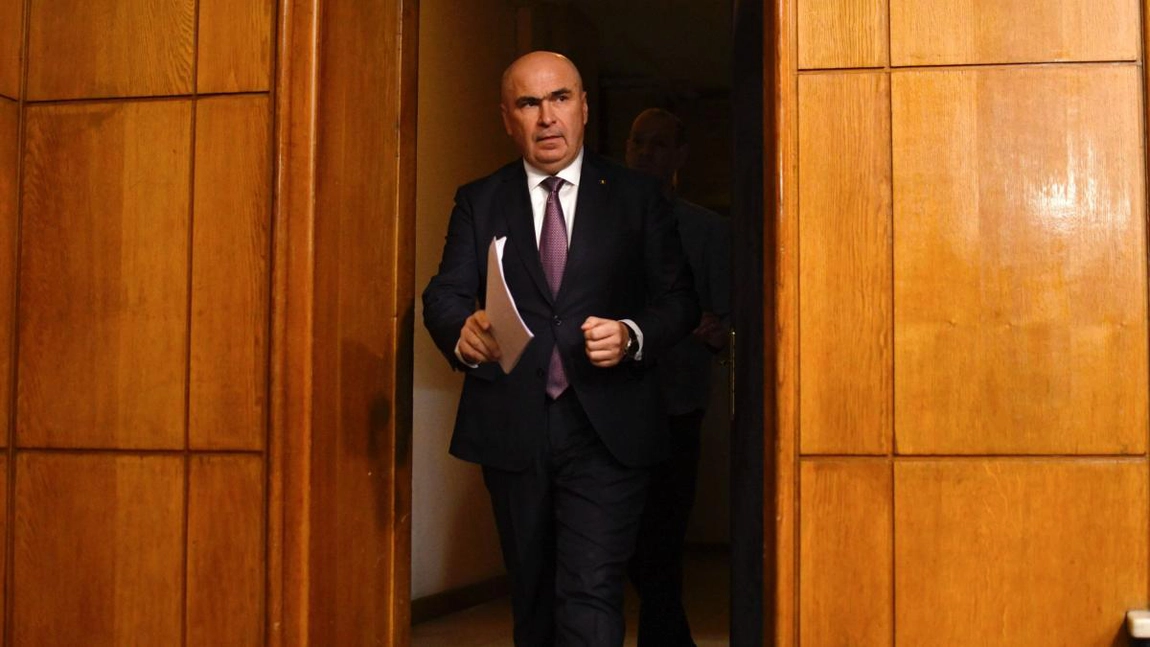 Tăierea pensiilor pentru bugetari. Iată lista celor care scapă de legea Guvernului Bolojan