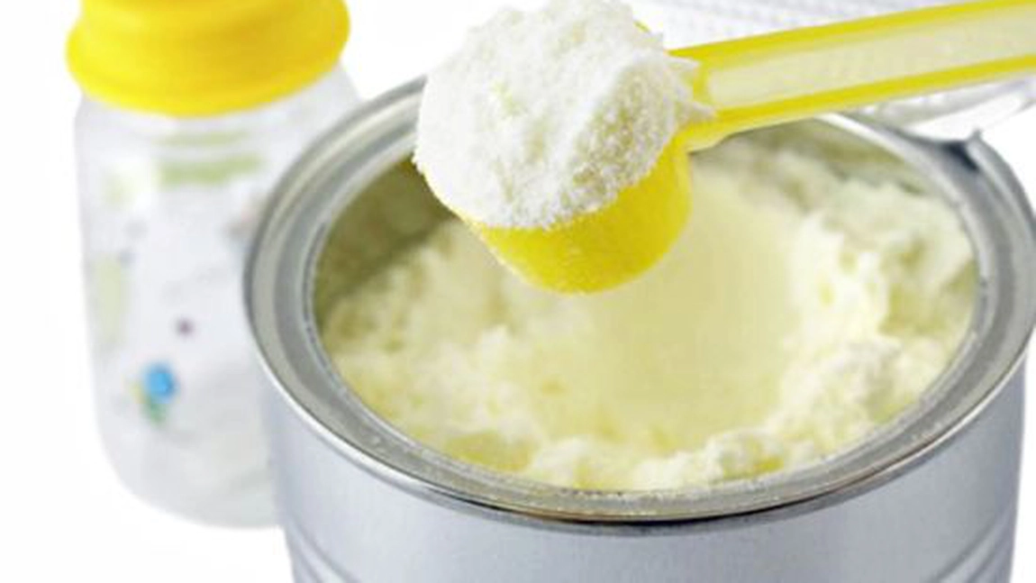 Alertă pe piața alimentară pentru bebeluși! Mai multe produse pot conține toxine periculoase
