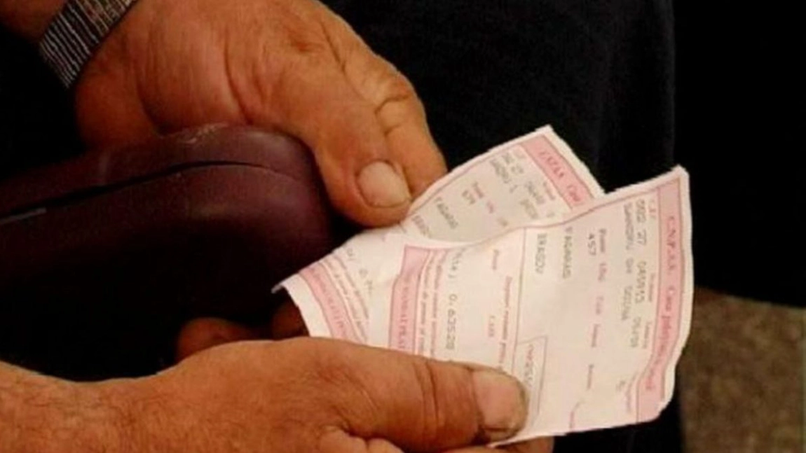 Ce pensie va avea un român care a muncit 40 de ani pe salariul minim. Contează mult cât a contribuit