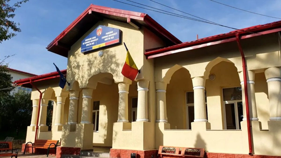 Două școli din comuna Mogoșești vor fi reconstruite! Primăria a semnat contractele de finanțare în valoare totală de peste 10 milioane de lei