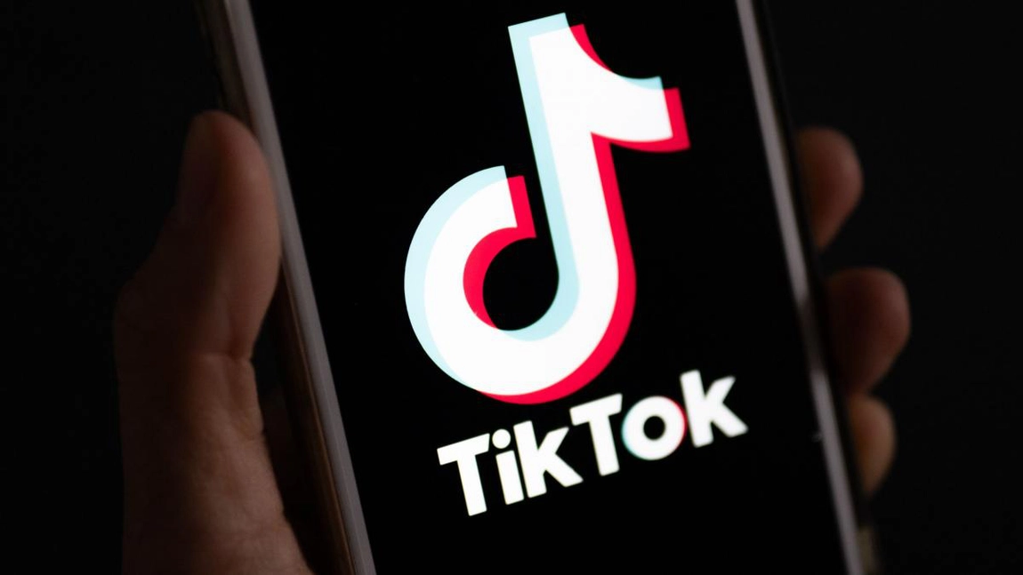 Se introduc verificări și restricții pe TikTok! A apărut tehnologia care îți ghicește vârsta reală! 