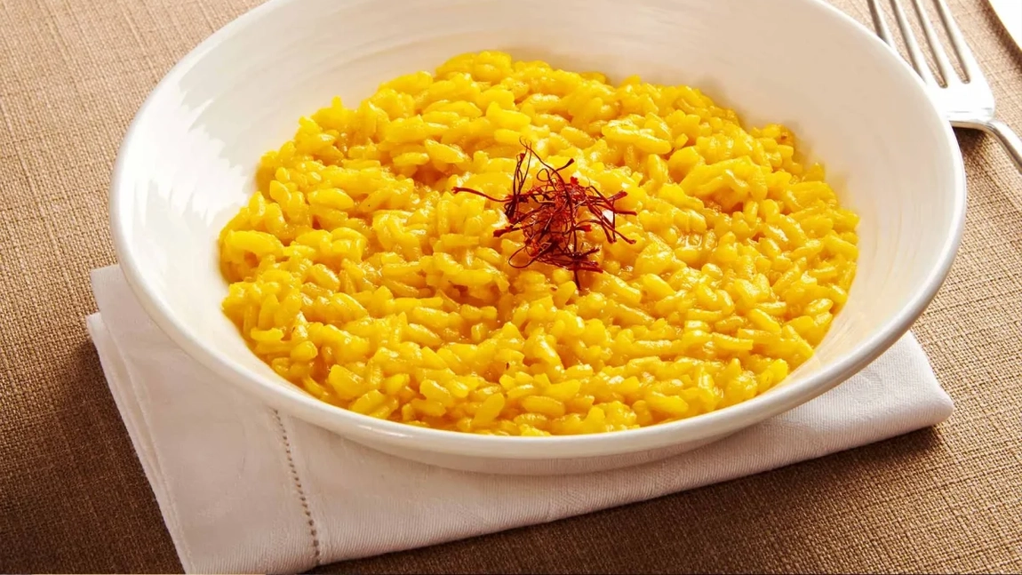 Rețeta originală de risotto – Preparat italian, delicios și simplu de făcut!