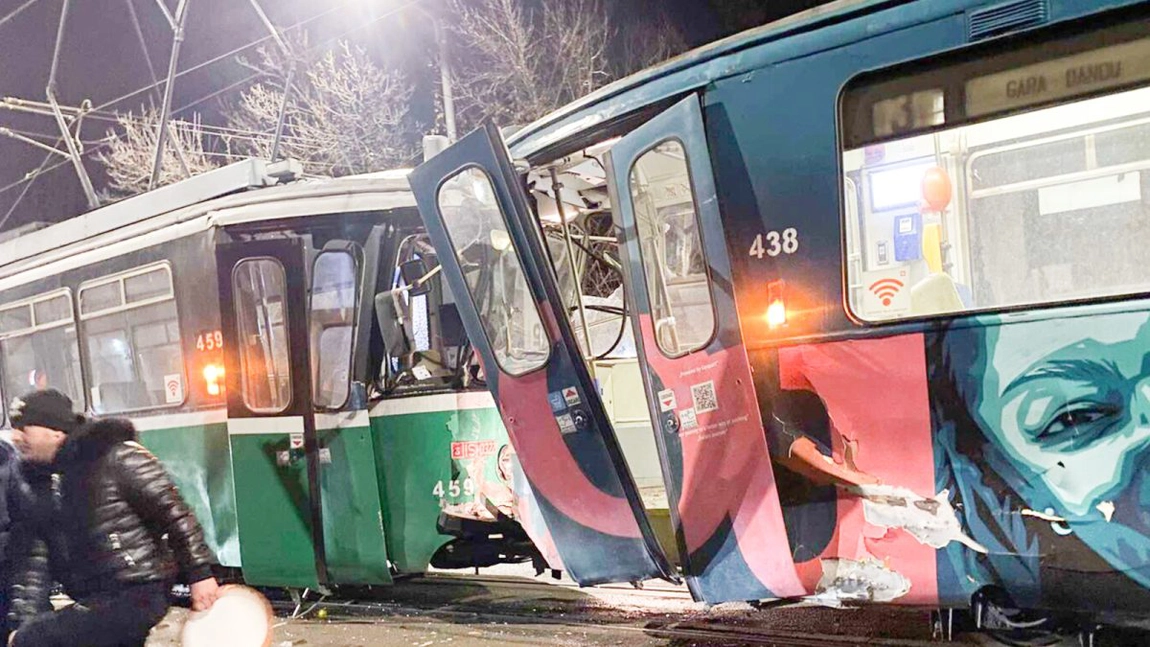 CTP Iași: manevre ilegale cu două tramvaie propuse pentru casare. Le-au fost înlocuite numerele de înmatriculare și au fost trecute pe lista celor funcționale