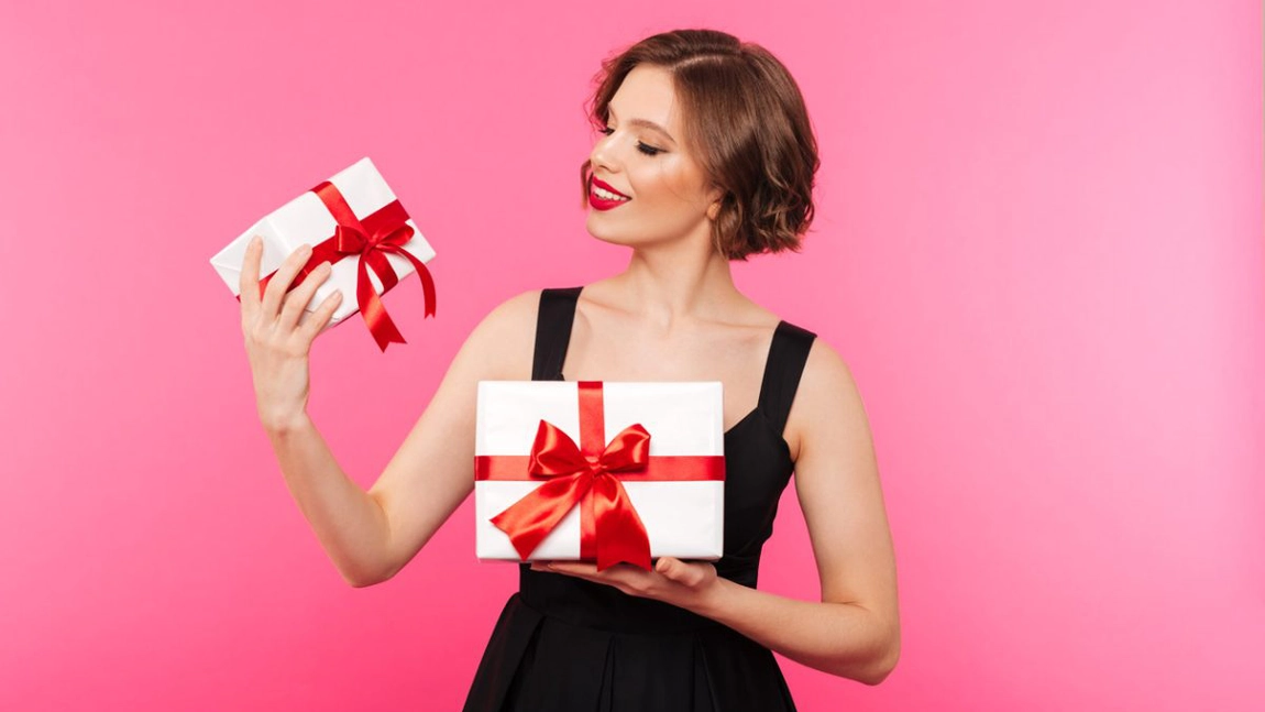 Cadouri rapide pentru februarie: idei care au sens și nu sunt  (P)