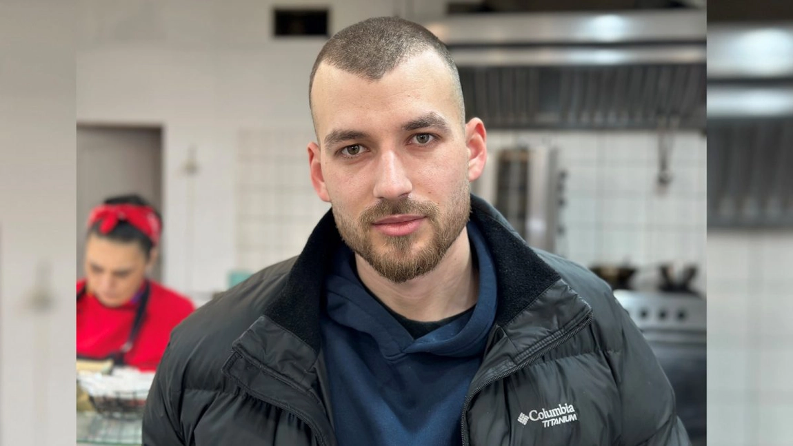 Are doar 24 de ani și se ocupă de o afacere în Belgia și de un fast-food în Iași. Ciprian Șuvei: „Aici, unde am copilărit, am vrut să deschid”