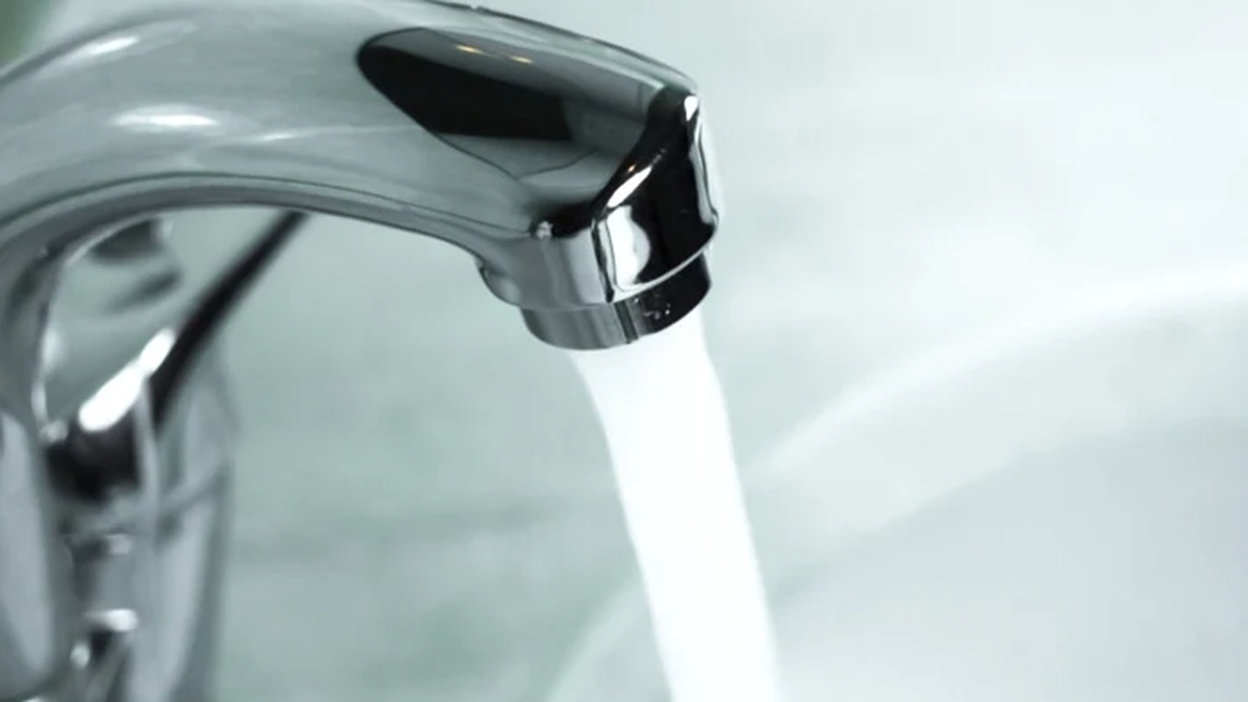 De ce nu vine instant apa caldă la robinet? Iată ce probleme poate să prezinte centrala termică!