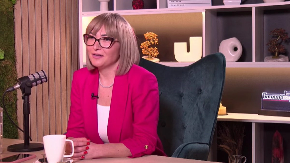 Lorena Matei are o afacere mai puțin obișnuită, în Iași. Specialist în pedichiură complexă, a ales acest drum încă din copilărie, când își ajuta bunicii: „Eu mereu am fost atrasă de această ramură”