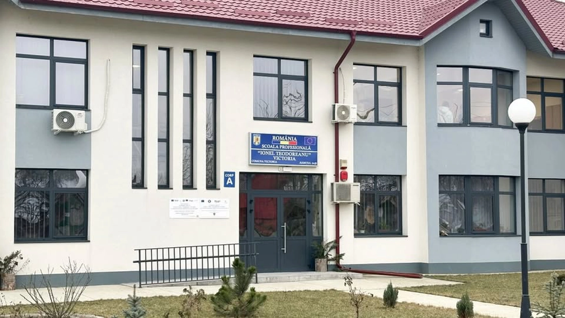 Ancheta desfășurată la Școala Profesională „Ionel Teodoreanu” din Victoria a ajuns la o concluzie care ridică semne de întrebare. Elevul a cărui confidențialitate ar fi fost încălcată a fost trimis la consiliere