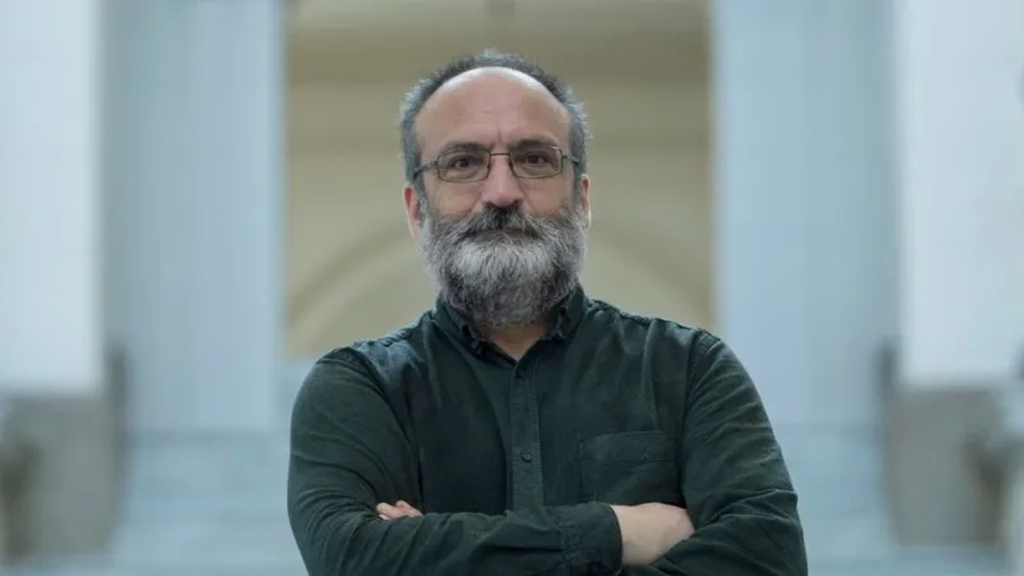 Doliu în presa românească! A murit jurnalistul Victor Kapra!