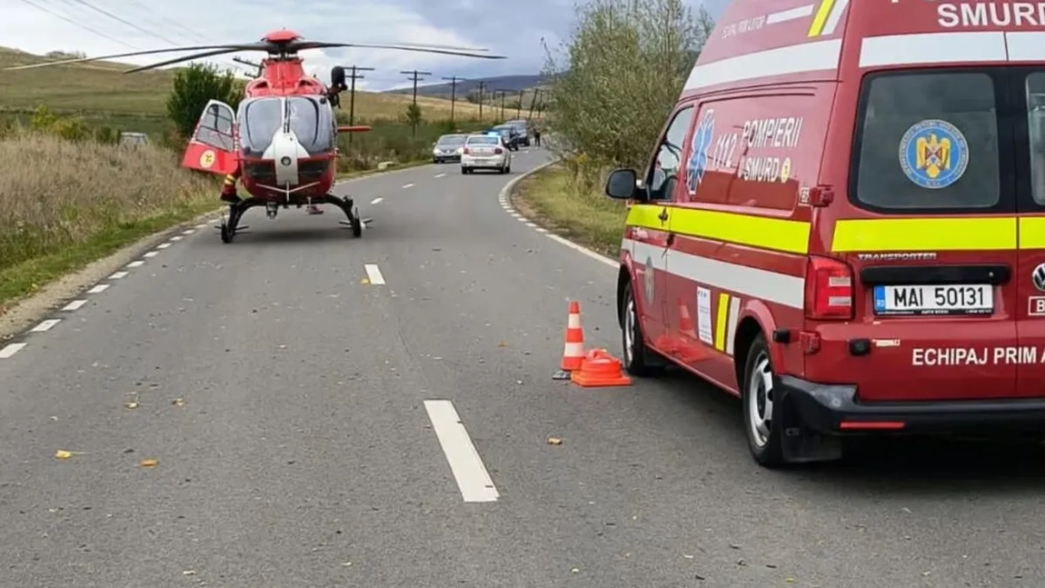 Accident rutier grav pe DJ 106, în Sibiu: patru persoane rănite, trei încarcerate după impactul dintre două autoturisme