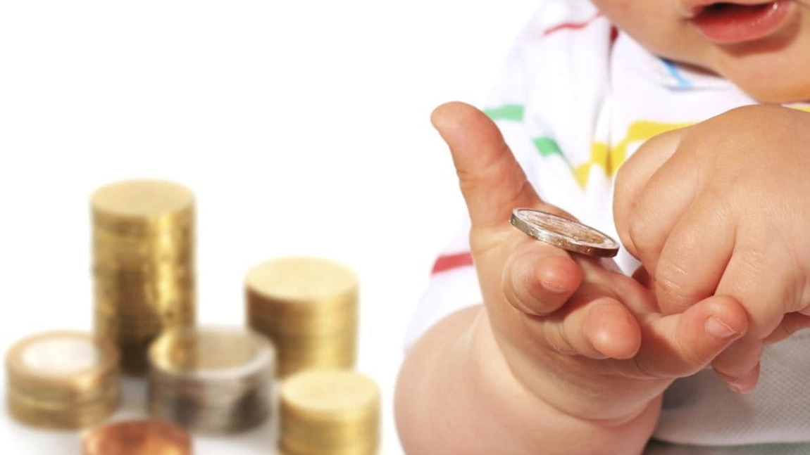 Spania pregătește alocația universală: 200 de euro pe lună pentru fiecare copil, inclusiv românii din diaspora