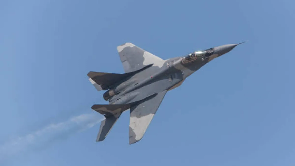 O dronă a intrat în spațiul aerian românesc, în Tulcea. MApN a ridicat F-16