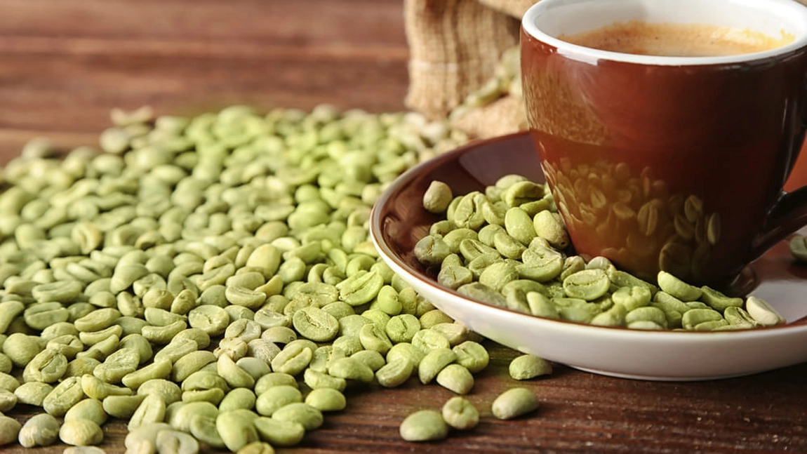 Ai băut până acum cafea verde? Dr. Laura Ene explică ce efecte incredibile are asupra organismului și gestionării greutății!