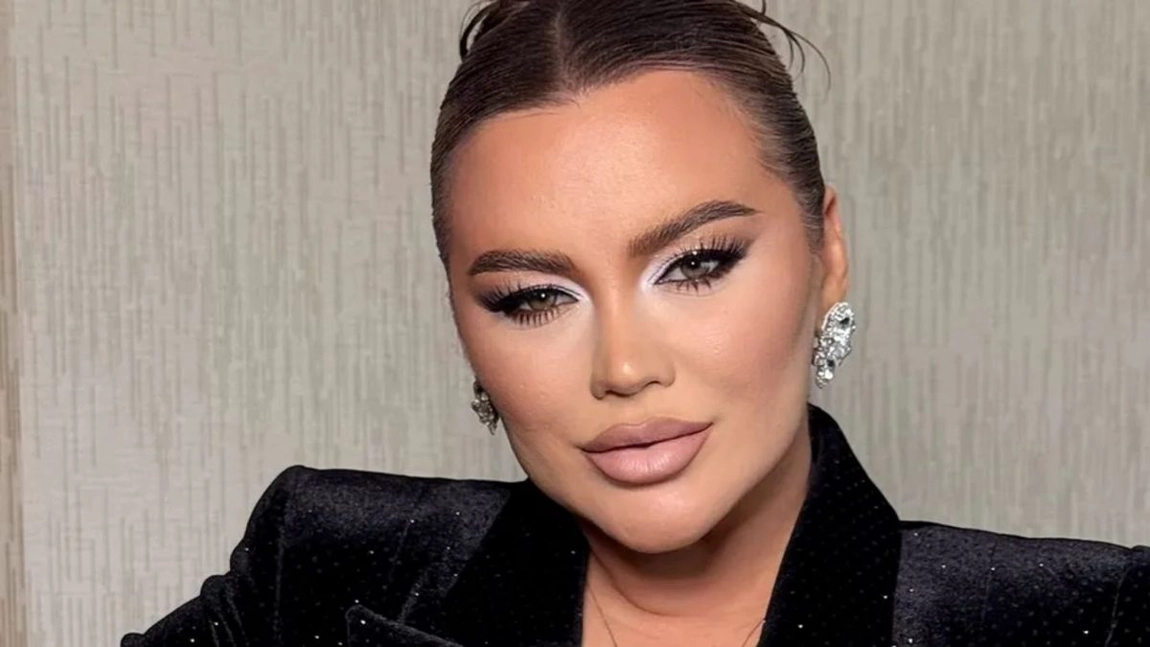 Carmen de la Sălciua a pierdut lupta cu kilogramele. Fanii abia au mai recunoscut-o