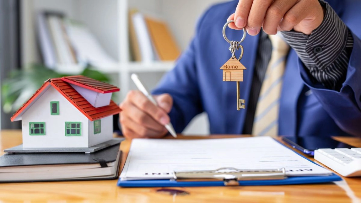 Model de contract de închiriere a unui apartament persoană fizică. Află ce presupune documentul!