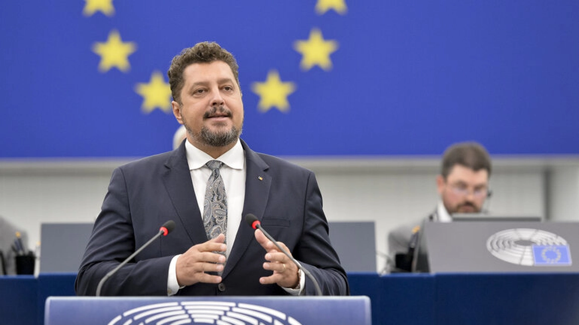 Europarlamentarul Claudiu Târziu, președinte Acțiunea Conservatoare, acuză Guvernul Bolojan: „Taxa Temu a produs pierderi de peste 100 de milioane de euro”