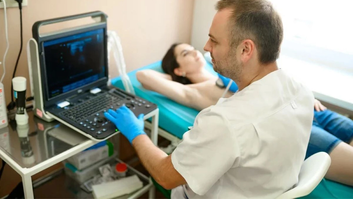 Când este indicat să faci o ecografie mamară bilaterală? Iată afecțiunile pe care le poate depista!