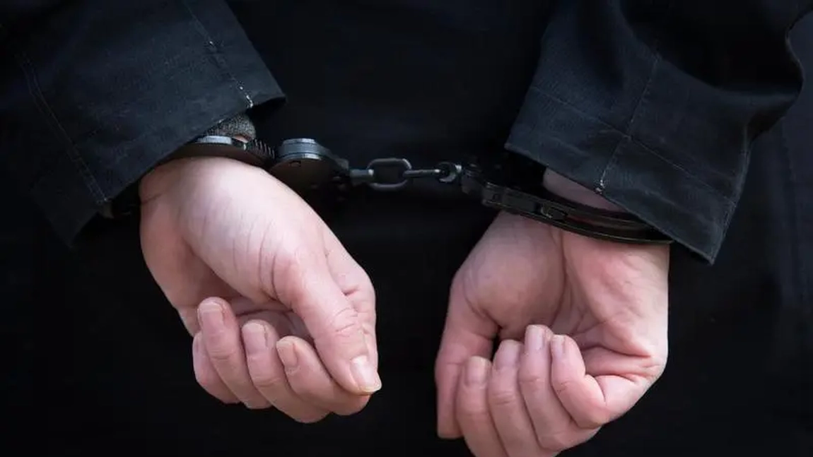 Scandal șocant în Teleorman: o femeie și-a bătut nora și cuscra. Poliția a intervenit și a emis ordin de protecție