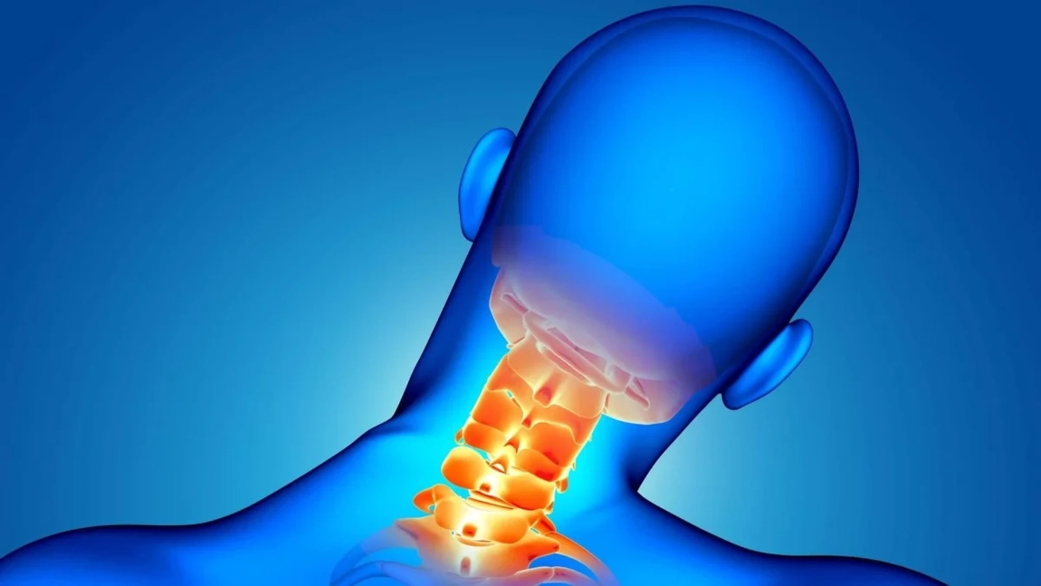 Ce cauze duc la o hernie de disc cervicală? Iată ce complicații pot să apară dacă nu este identificată la timp!