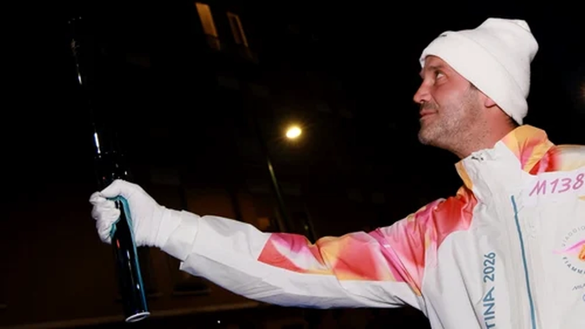 Averea lui Cristi Chivu este în pericol! Din ce trăiește acum