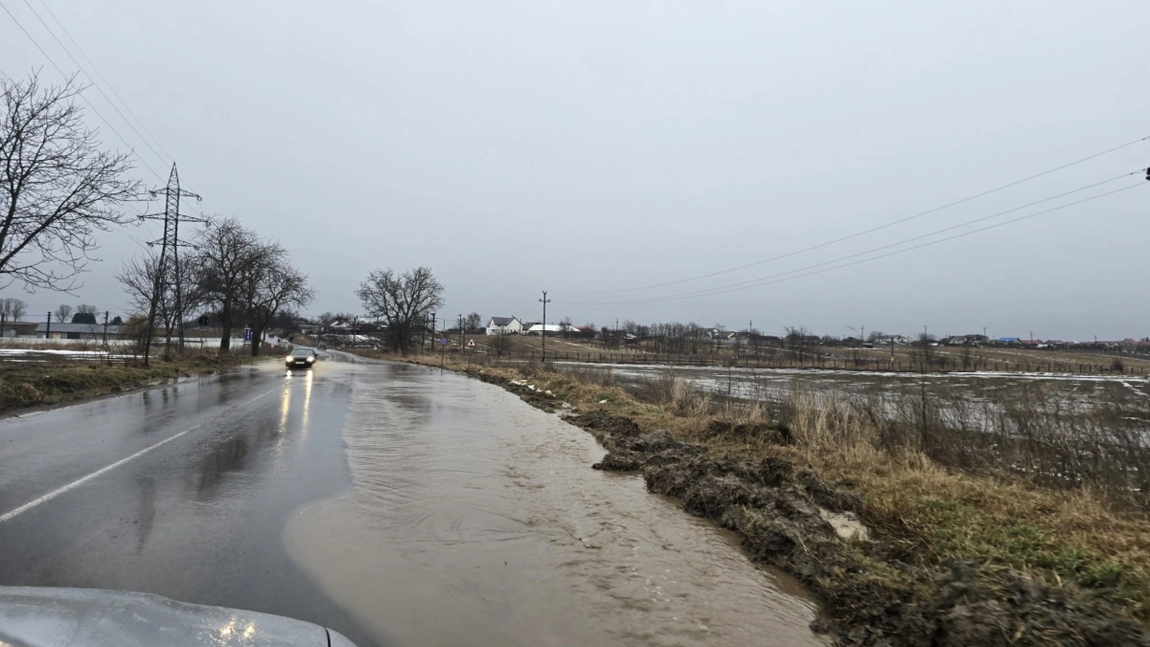 Atenție, șoferi! Risc major de accidente pe DJ 208, dinspre Valea Seacă