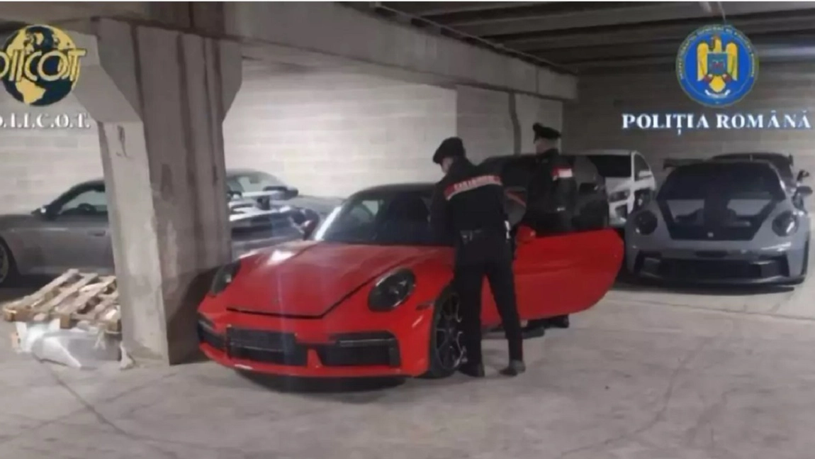 Cum a reușit un grup de români să cumpere 20 de autoturisme de lux. Valoarea lor este de peste 1,7 milioane de euro