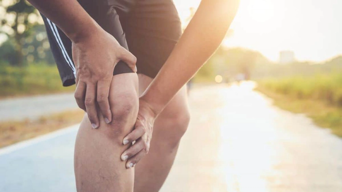 Menisc rupt, una dintre cele mai întâlnite problme ale genunchiului! Află cum se tratează astfel de leziuni!