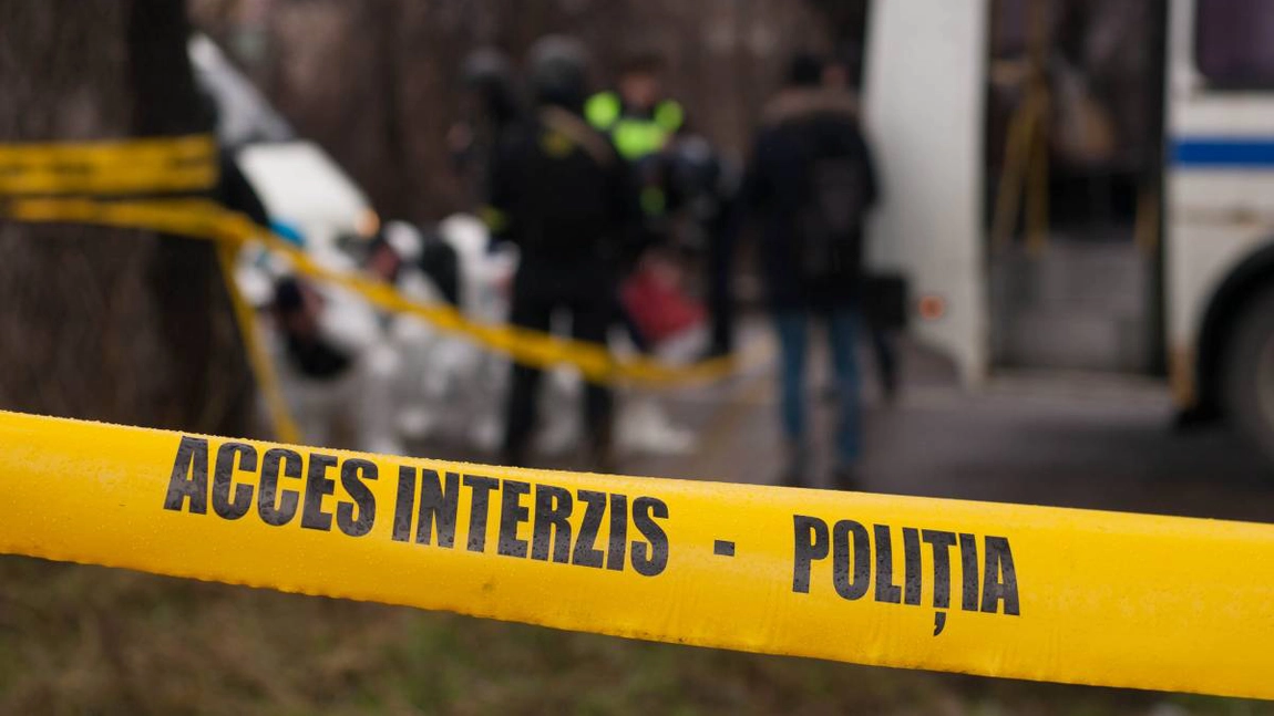 Crimă odioasă în Timiș. Doi bărbați, trimiși în judecată pentru omor și incendierea cadavrului