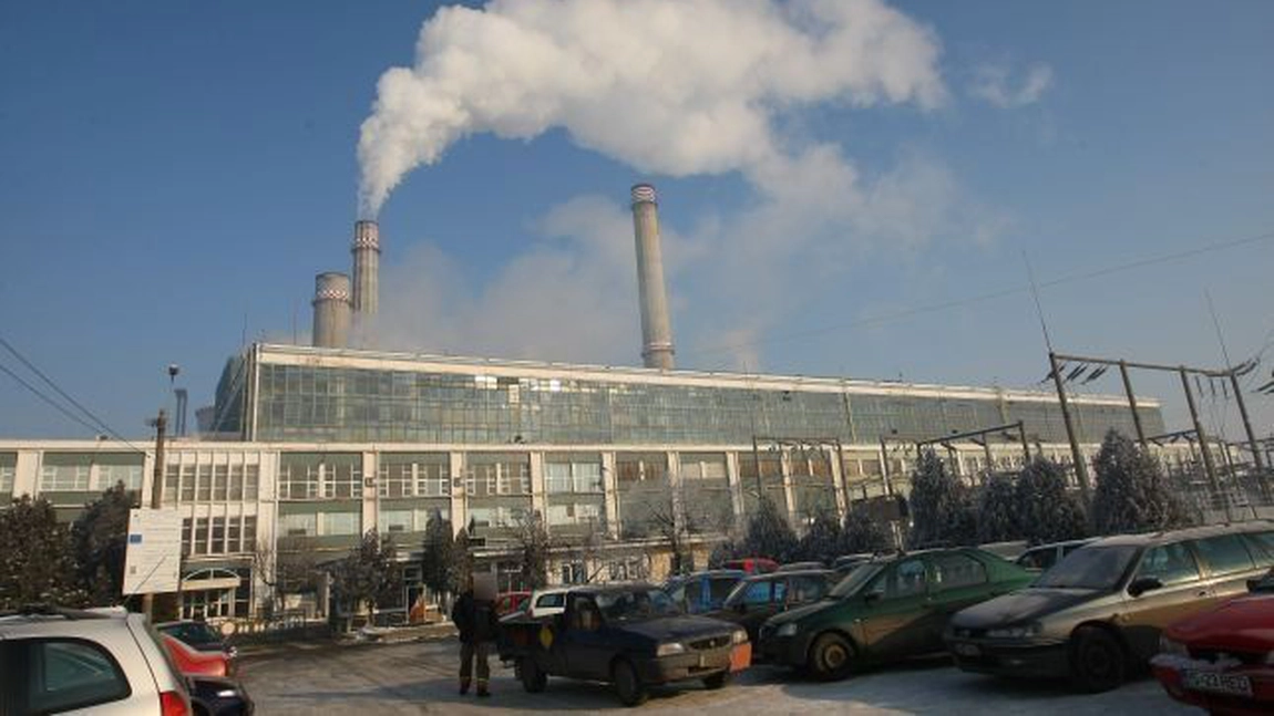 Primăria Iași vinde fier vechi, peste 15.000 de metri de conducte, din cadrul sistemului de termoficare din oraș