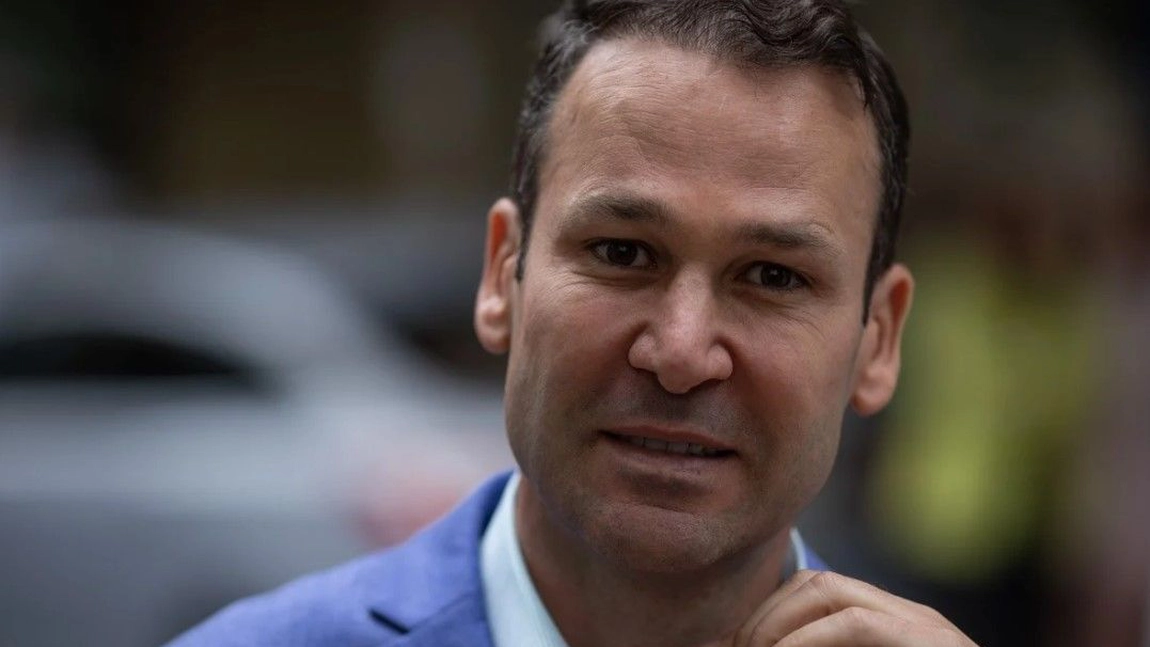 Percheziții DNA la Primăria Sectorului 3. Ancheta îl vizează pe primarul Robert Negoiță