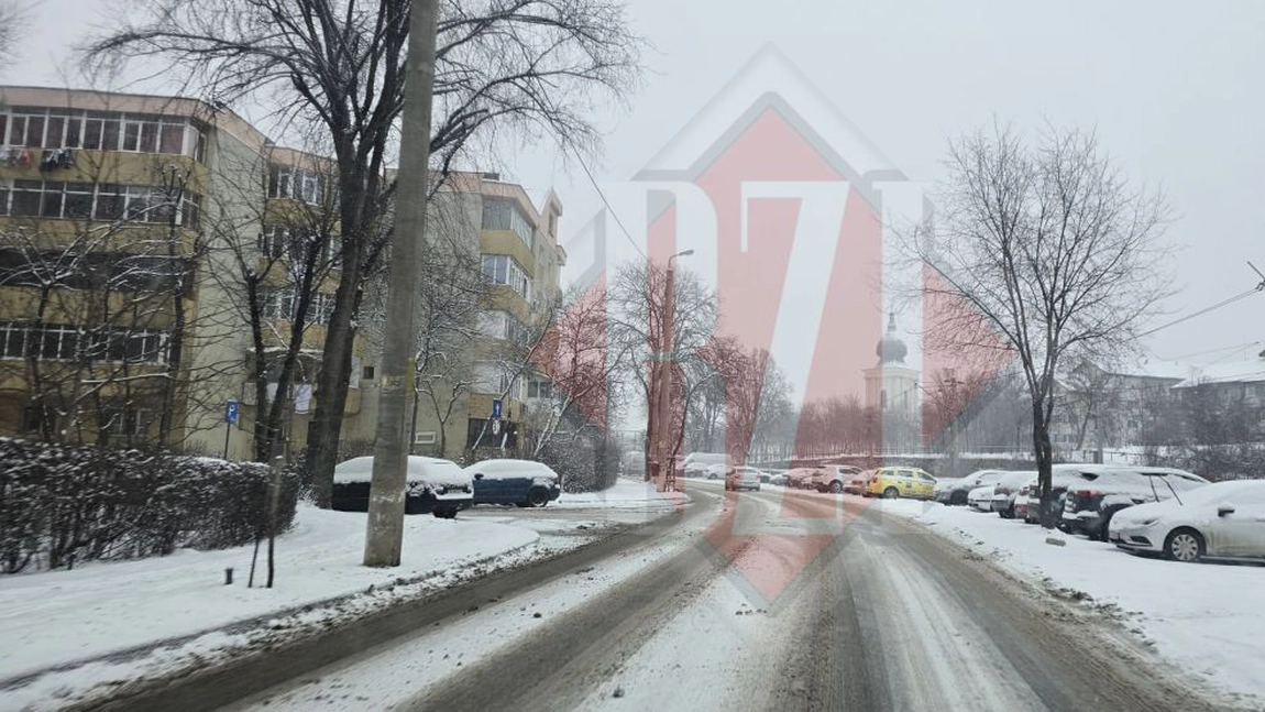 Se circulă în condiții de iarnă pe străzile din Iași - VIDEO