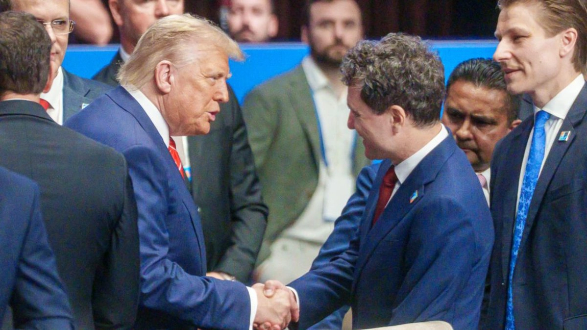 Nicușor Dan, la summitul lui Donald Trump fără drept de vot. România stă la masă, dar nu semnează