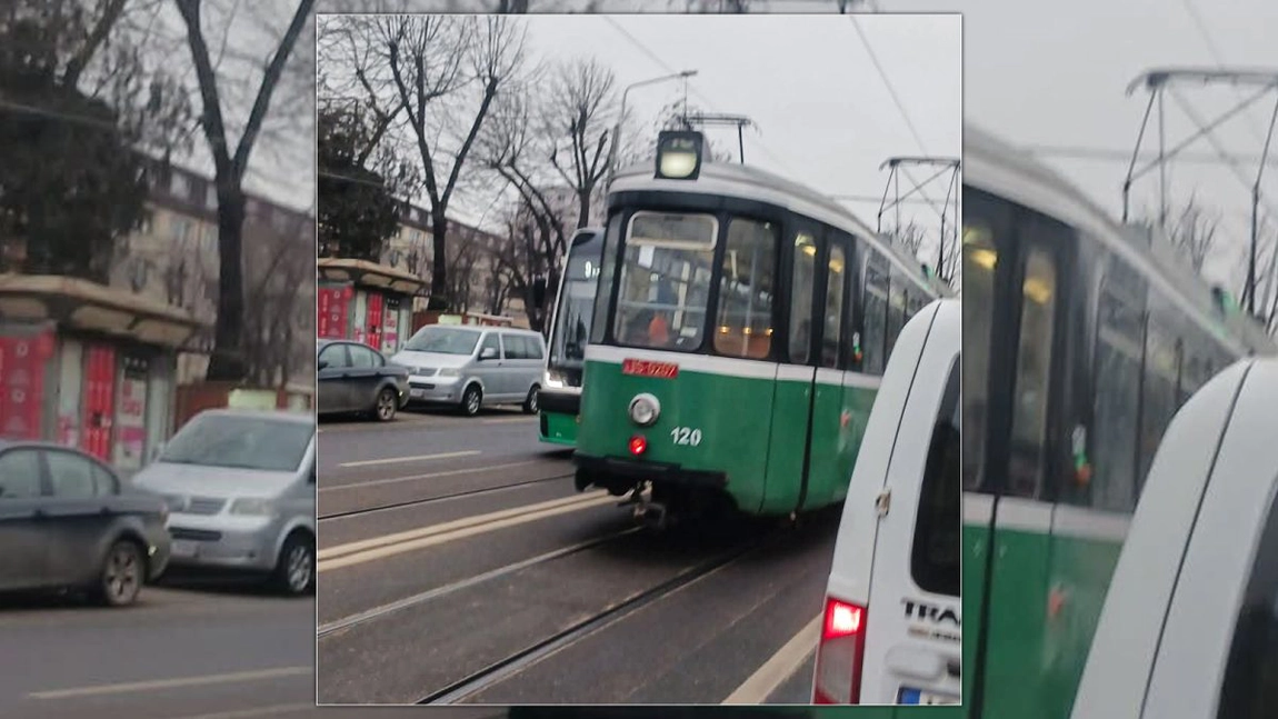 Vatman din Iași, acuzat de abuz după ce a dat jos din tramvai două eleve. Acesta riscă să fie sancționat de conducerea CTP