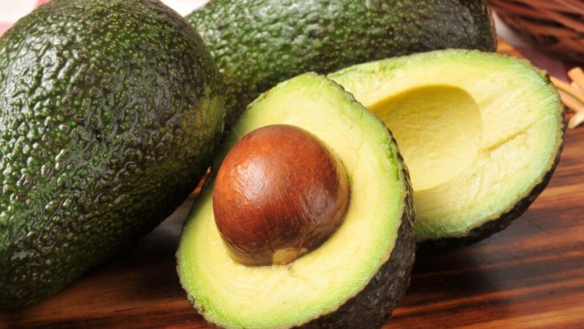 Cât avocado se mănâncă pe zi? Află ce se întâmplă dacă depășești această limită!