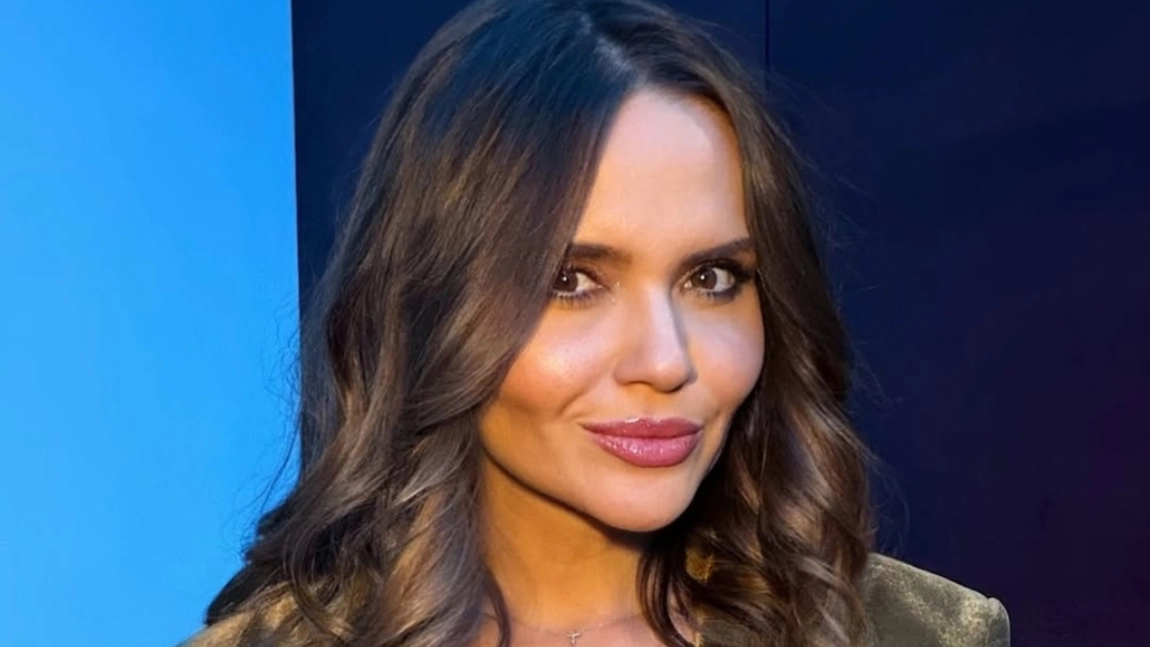 Cristina Şişcanu „pune tunurile” pe vedetele „modeste”: „Serios? Tu te lauzi cu așa ceva?”