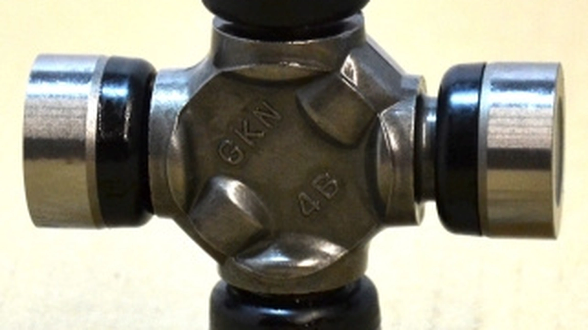 Ce este cruce cardanică? Iată ce trebuie să cunoști despre această componentă a autovehiculelor